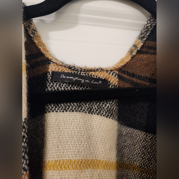 Do Everything in Love Checkered Fringe Wrap - Picture 2 of 4